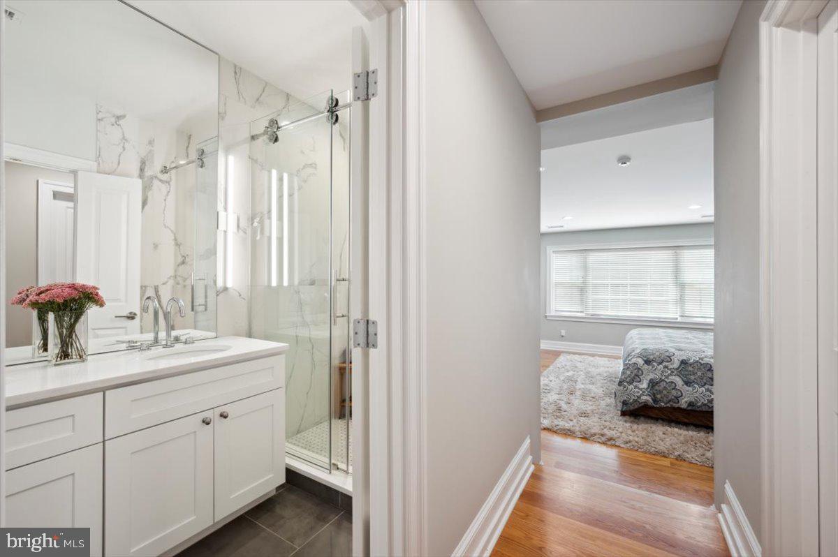 1708 Rittenhouse Square Philadelphia, PA 19103 - Photo 21 of 35