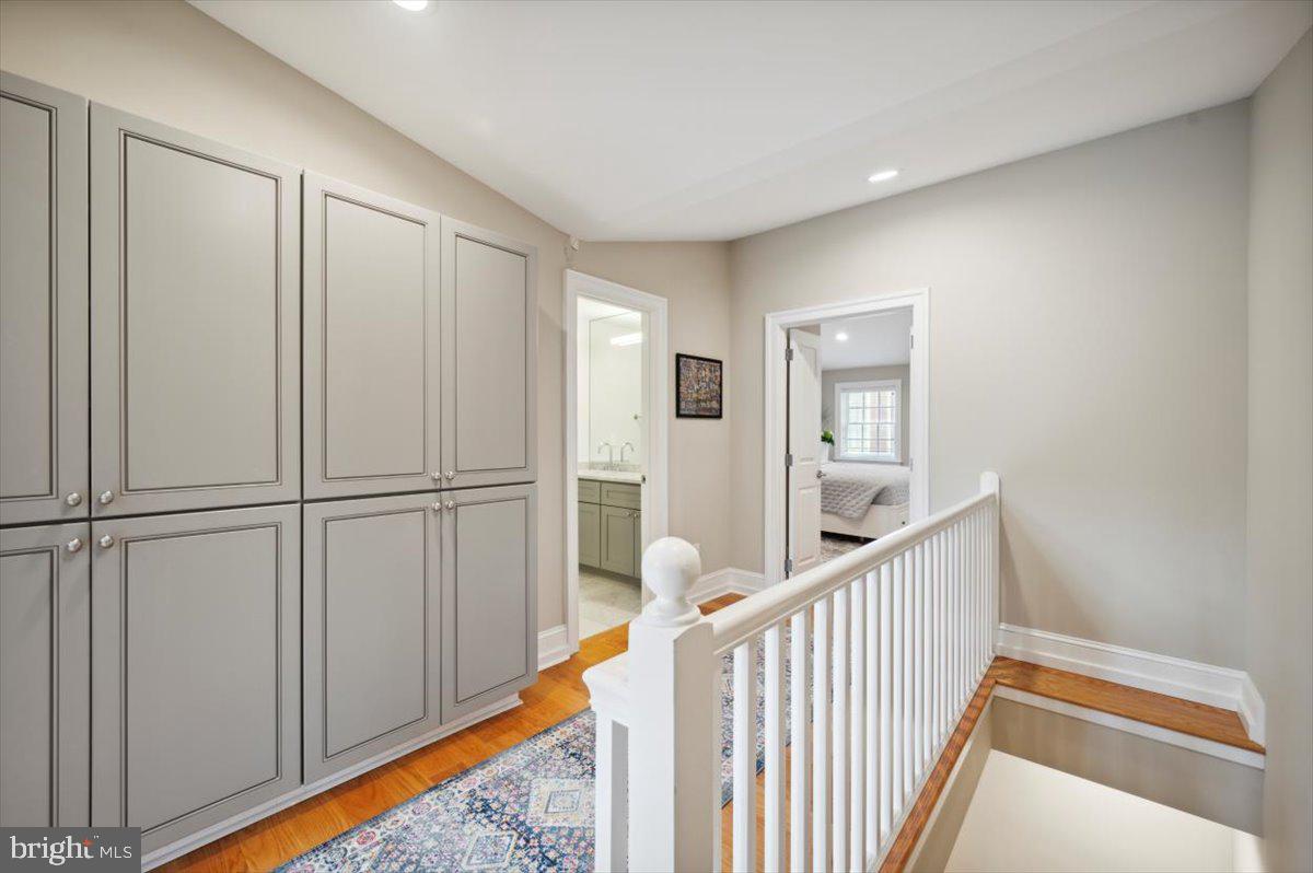 1708 Rittenhouse Square Philadelphia, PA 19103 - Photo 29 of 35