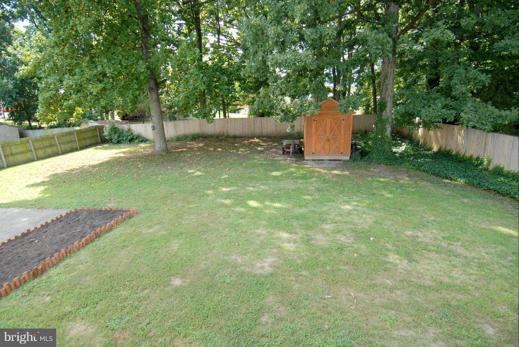 14984 Alaska Road Woodbridge, VA 22191 - Photo 15 of 24 Exterior (Rear) - Huge Back Yard and Shed