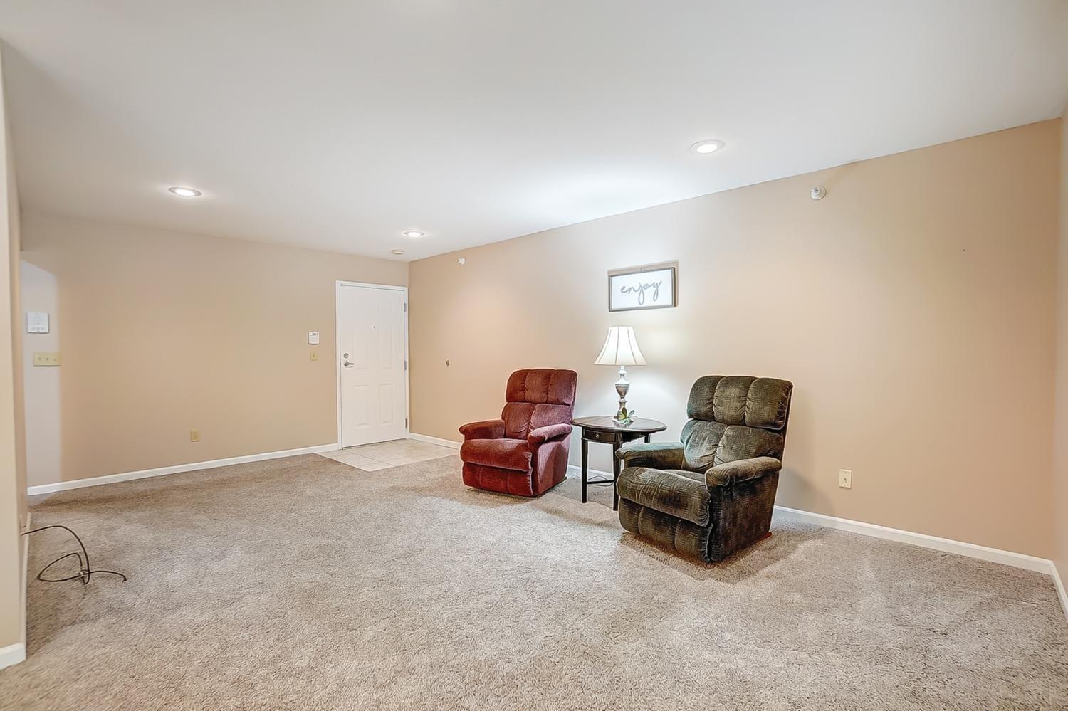 5704 Bridgetown Road, Unit 2 Cincinnati, OH 45248 - Photo 3 of 36 Gallery Image 3