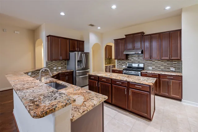 $2,900 | 5214 Lotus Canyon Court, Richmond, TX 77407