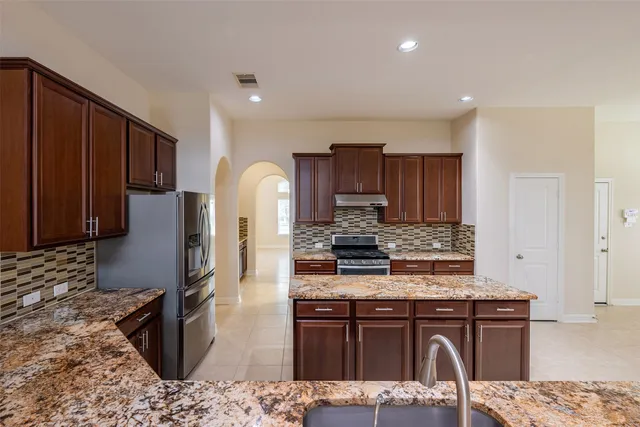 $2,900 | 5214 Lotus Canyon Court, Richmond, TX 77407