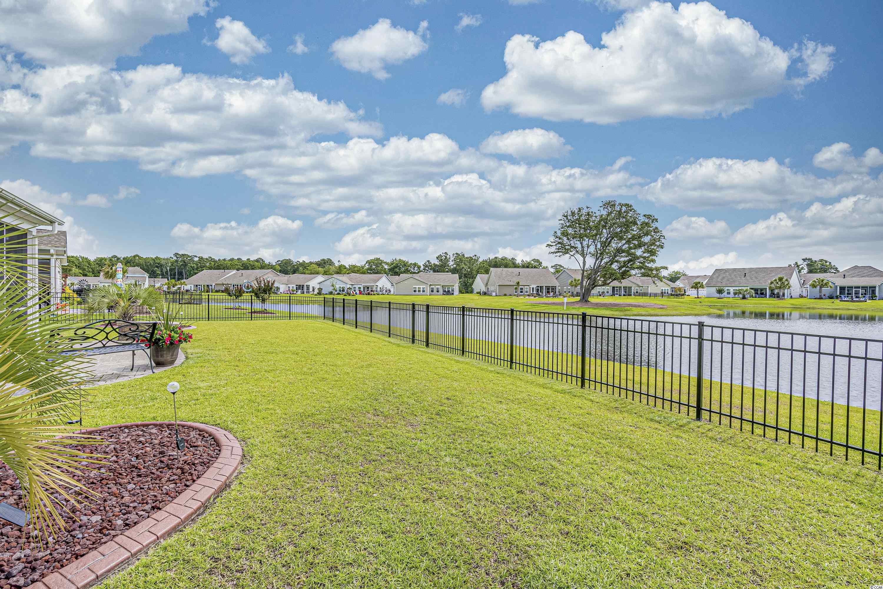 425 Oaklanding Lane Murrells Inlet, SC 29576 - Photo 4 of 40 Gallery Image 4