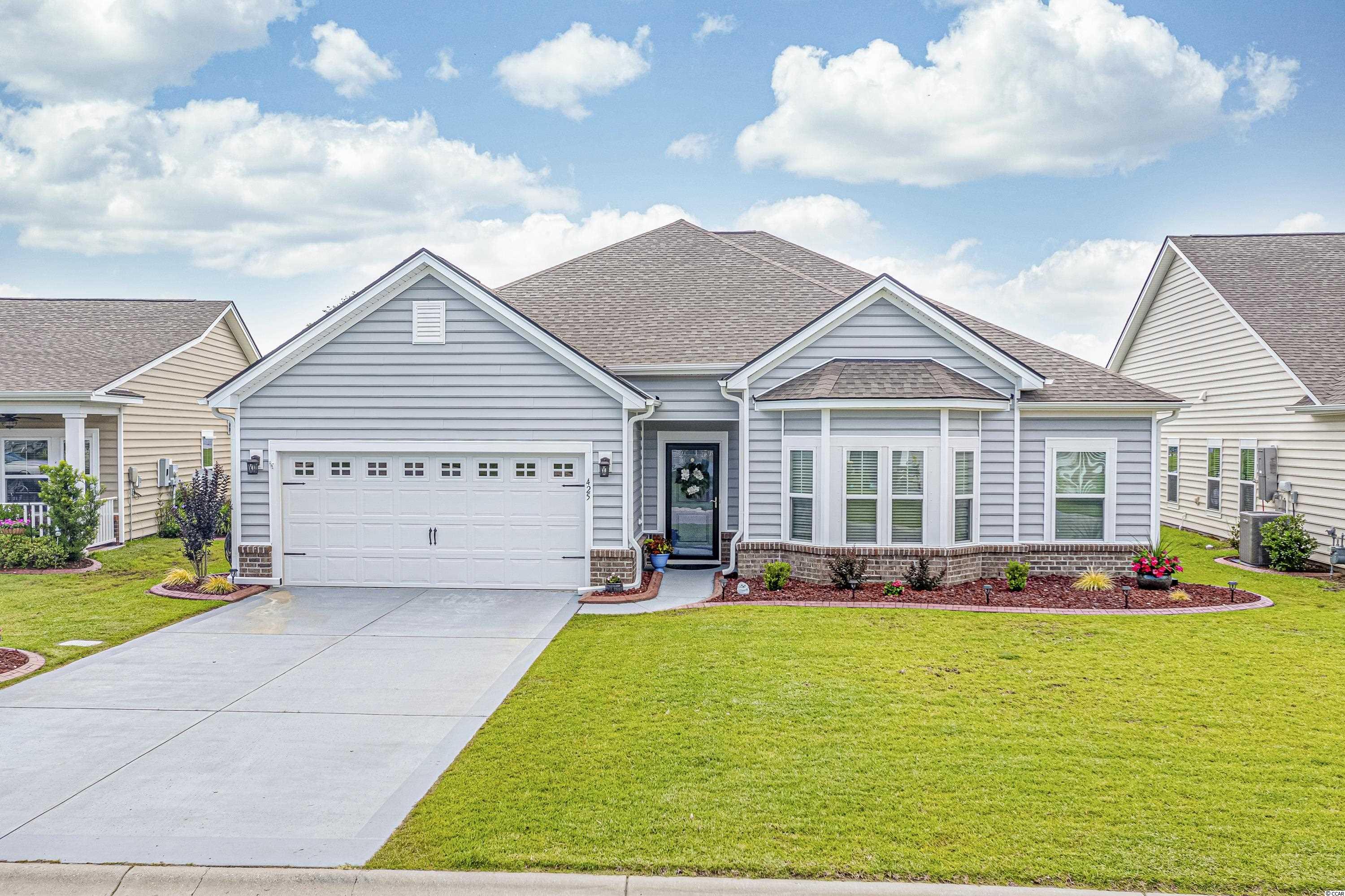 425 Oaklanding Lane Murrells Inlet, SC 29576 - Photo 6 of 40 Gallery Image 6