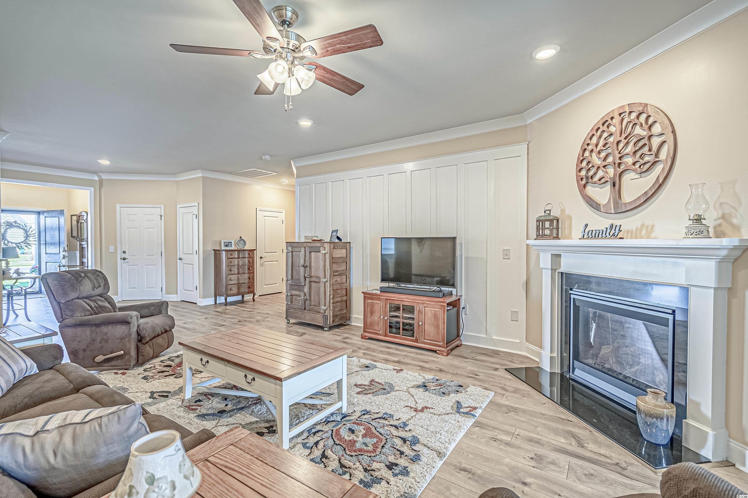425 Oaklanding Lane Murrells Inlet, SC 29576 - Photo 10 of 40 Gallery Image 10