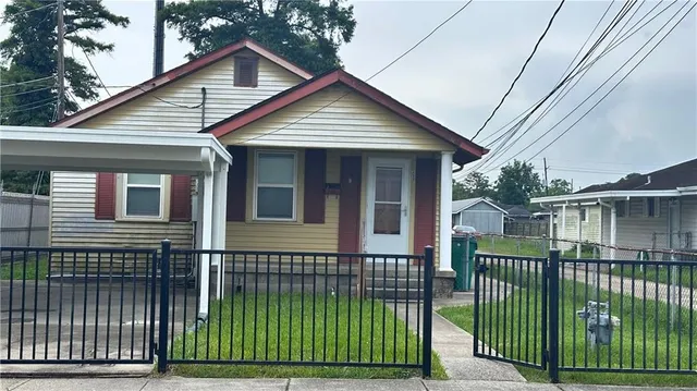 $145,000 | 227 Laroussini Street, Westwego, LA 70094
