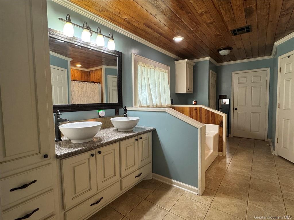 1346 Jolene Road Basile, LA 70515 - Photo 9 of 18 Gallery Image 9