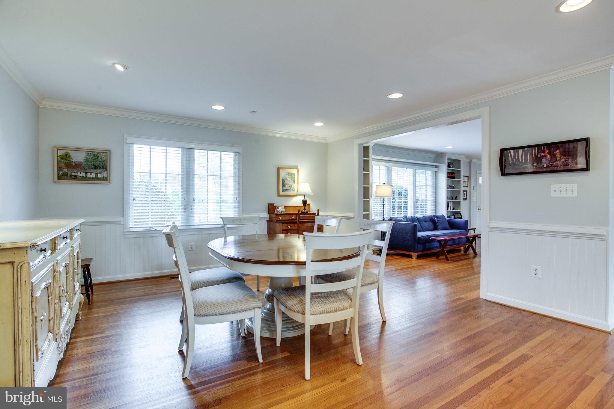 2105 Carrhill Road Vienna, VA 22181 - Photo 23 of 60 Eat-In Kitchen