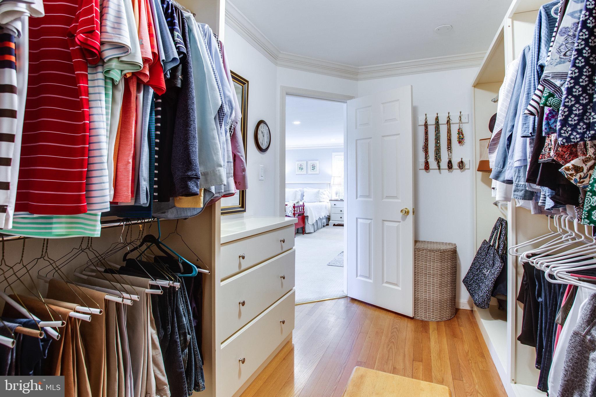 2105 Carrhill Road Vienna, VA 22181 - Photo 39 of 60 Gallery Image 39