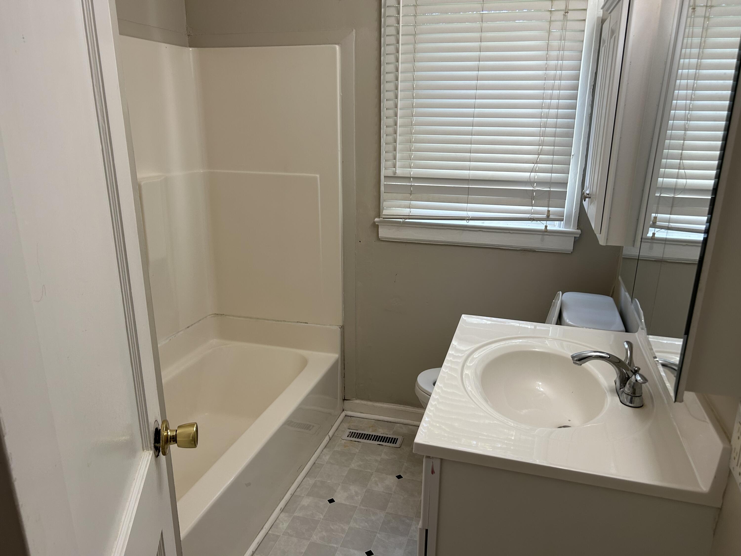 302 Forrest Road Fort Oglethorpe, GA 30742 - Photo 10 of 22 IMG_3993