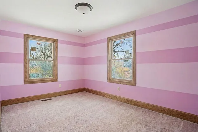 $375,000 | 1201 6th Street East, St. Paul, MN 55106