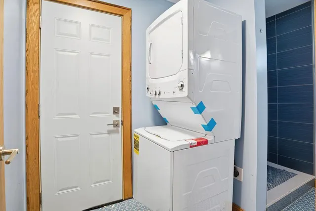 $375,000 | 1201 6th Street East, St. Paul, MN 55106