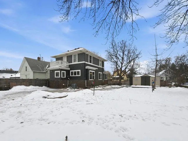 $385,000 | 1201 6th Street East, St. Paul, MN 55106