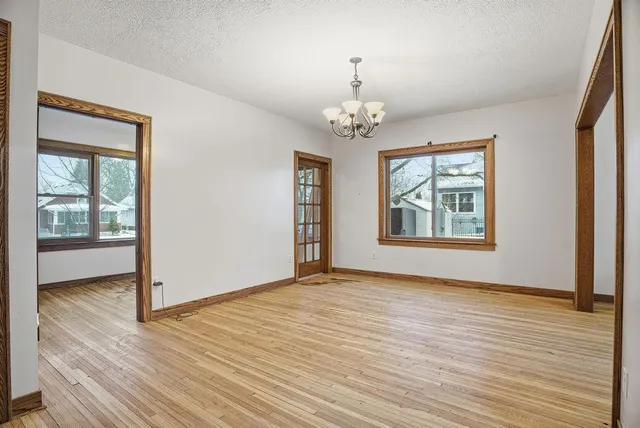 $385,000 | 1201 6th Street East, St. Paul, MN 55106