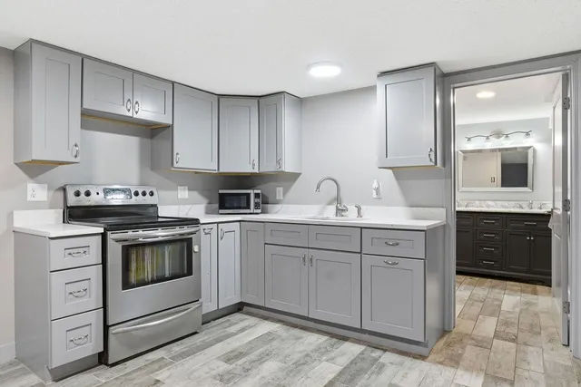 $385,000 | 1201 6th Street East, St. Paul, MN 55106