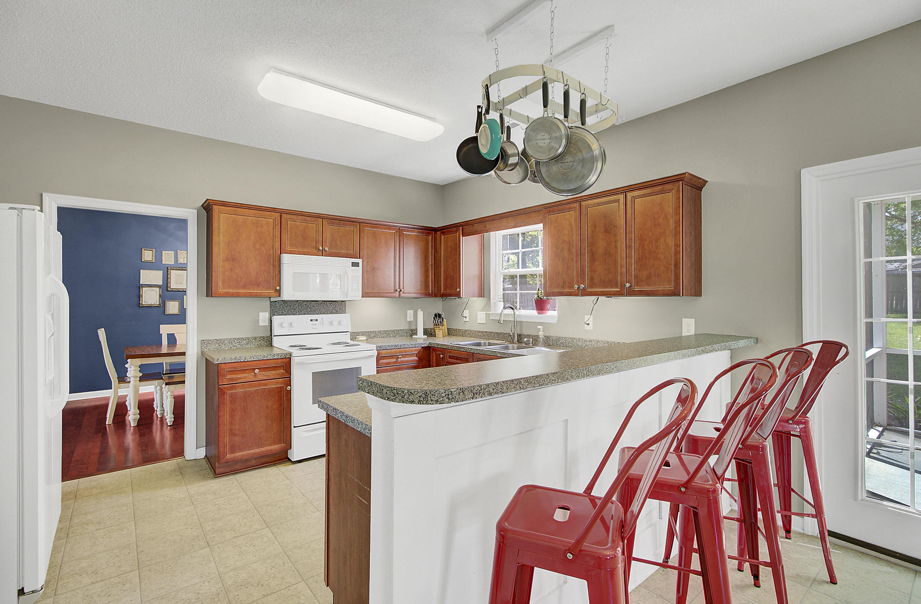 604 Curing Court Moncks Corner, SC 29461 - Photo 8 of 42 14