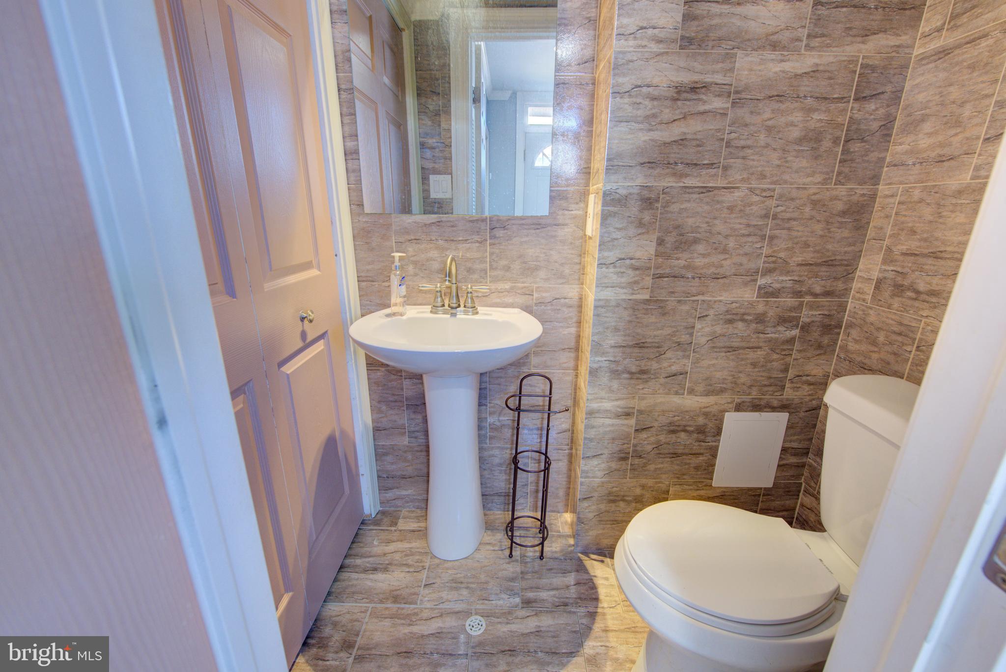 1119 Master Street Philadelphia, PA 19122 - Photo 9 of 22