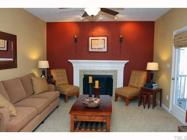 5632 North Hawthorne Way Raleigh, NC 27613 - Photo 2 of 12
