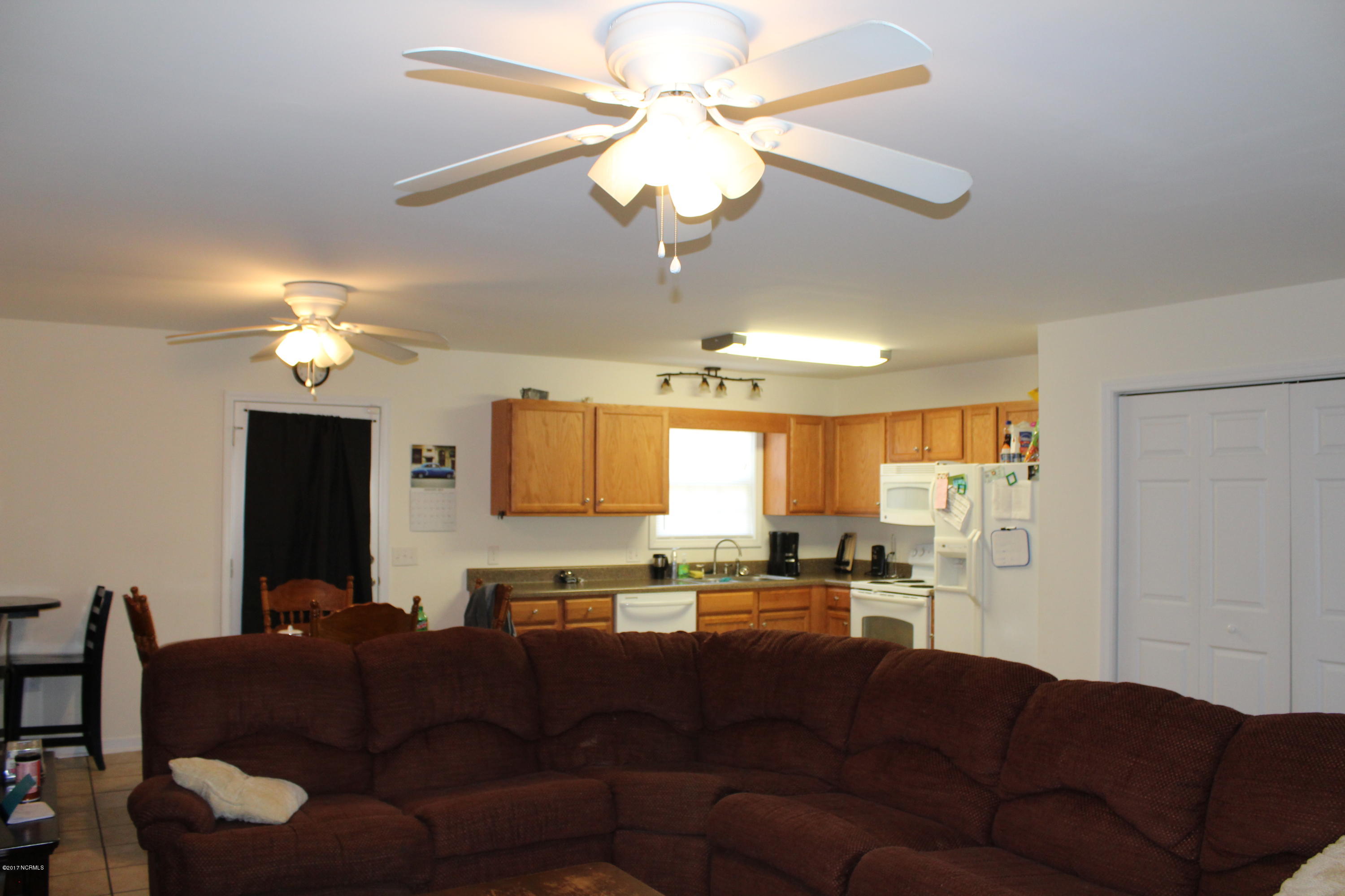 4393 Ritz Circle Shallotte, NC 28470 - Photo 6 of 17 IMG_5727