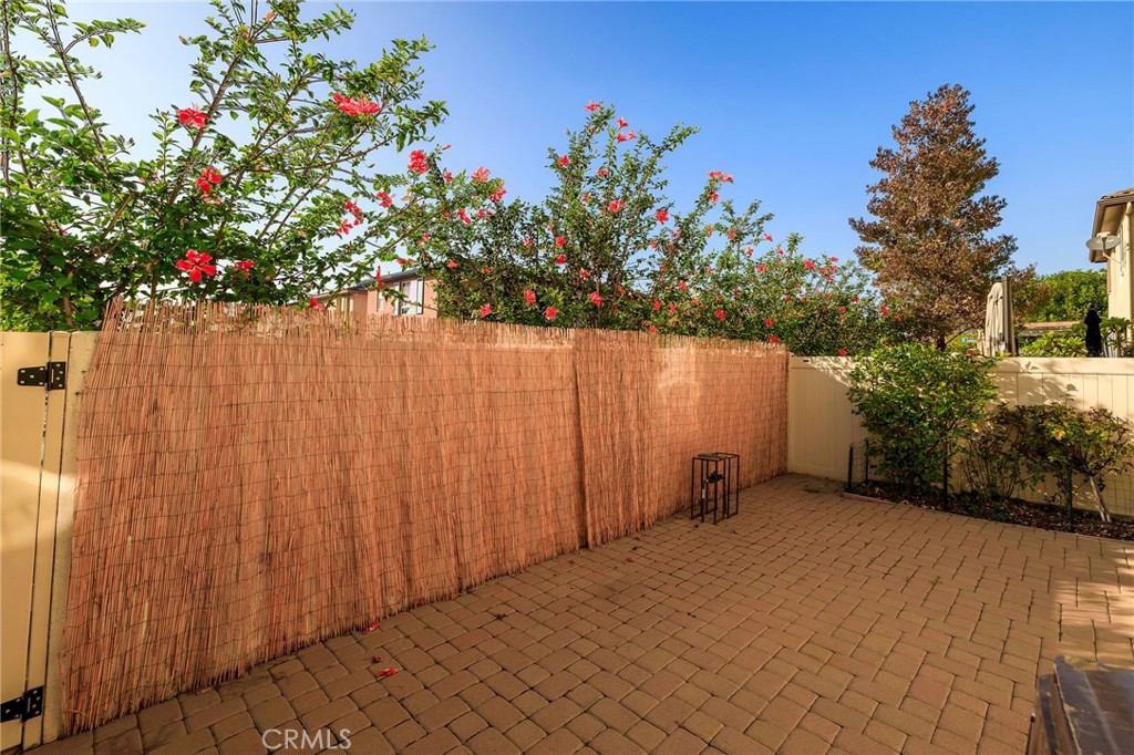 12013 Acadia Court Hawthorne, CA 90250 - Photo 41 of 55