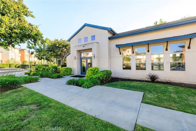 $4,950 | 12013 Acadia Court, Hawthorne, CA 90250