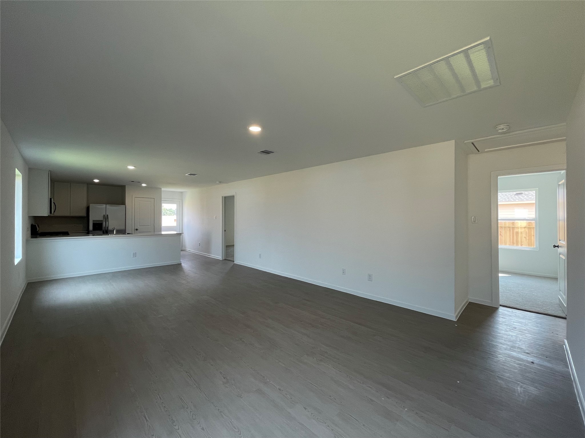 903 Coperchiata Circle Huffman, TX 77336 - Photo 6 of 16 *Not actual home, pictures representative of same floor plan*