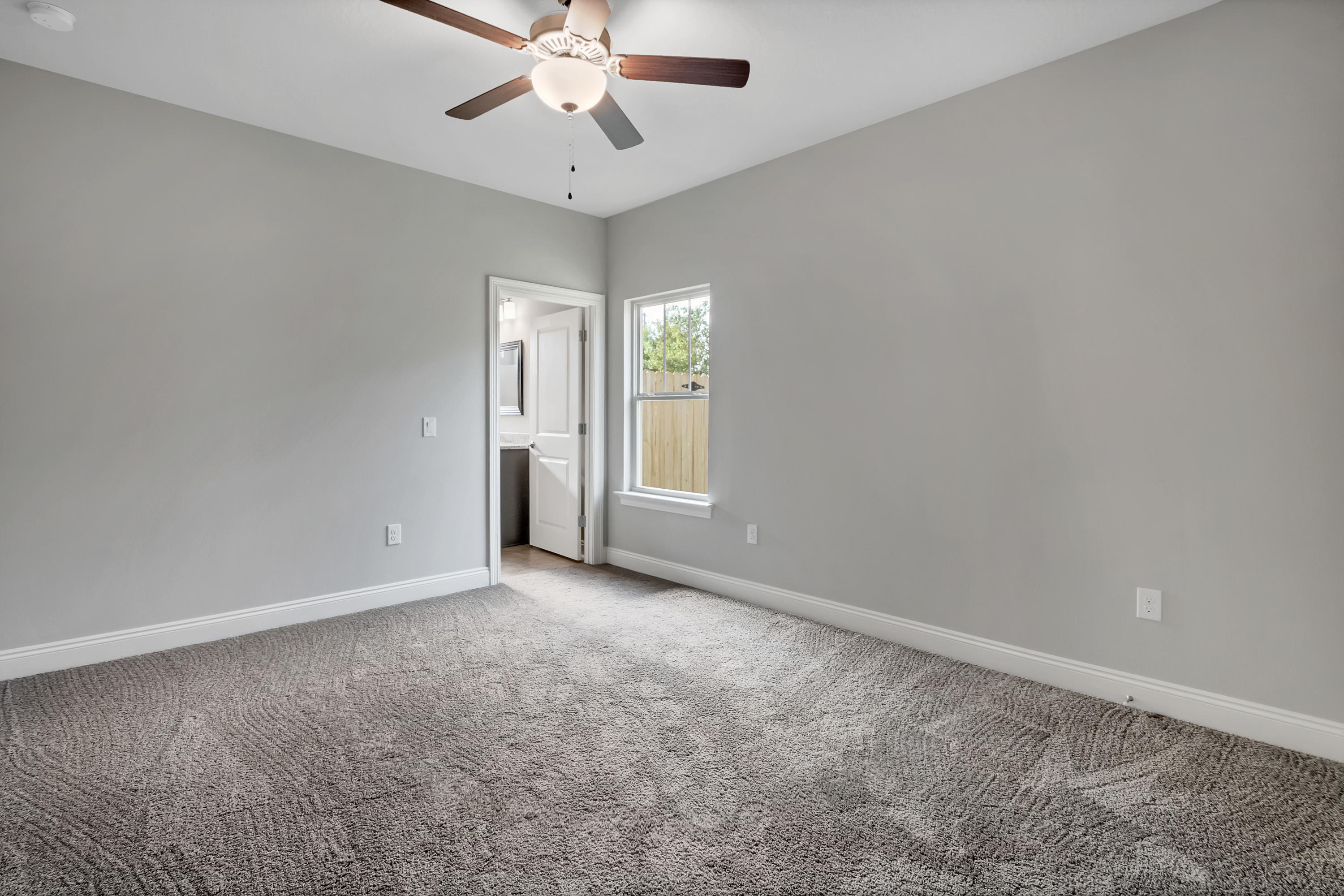 2737 Noah Jordan Road Navarre, FL 32566 - Photo 14 of 24 Gallery Image 14