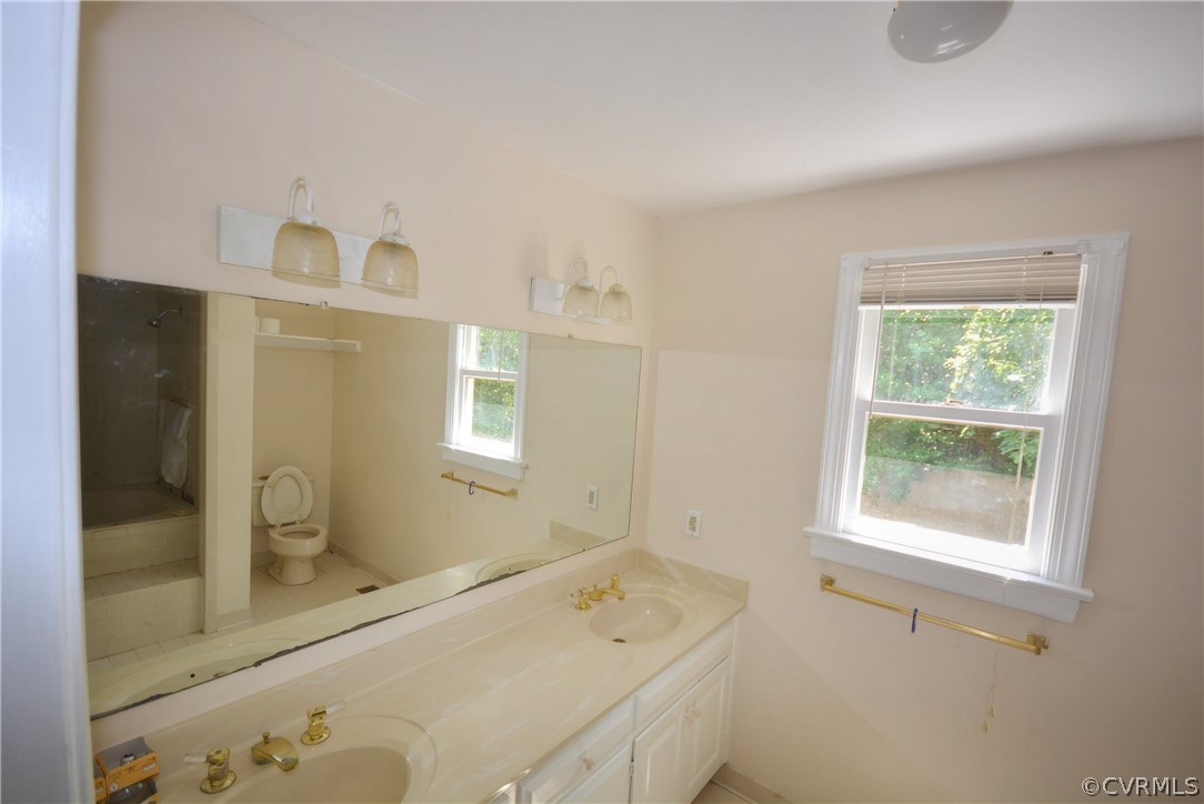 11740 Boyd Road Chester, VA 23831 - Photo 12 of 21 Gallery Image 12