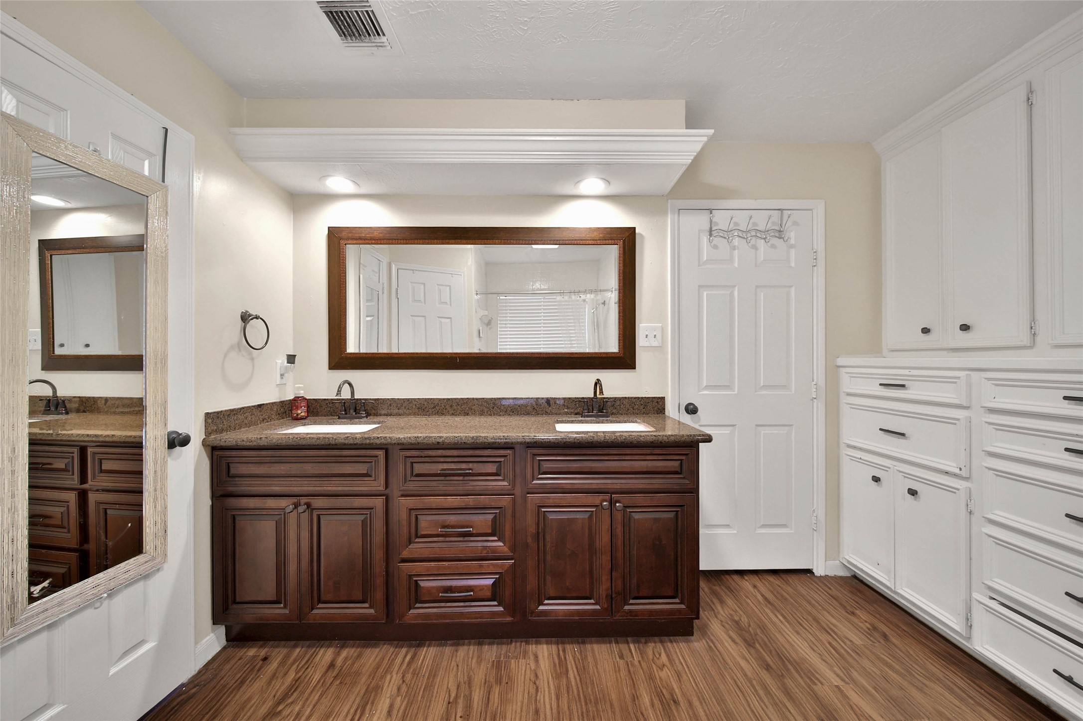 15319 Rio Plaza Drive Houston, TX 77083 - Photo 23 of 26 Another view of the second bathroom.
