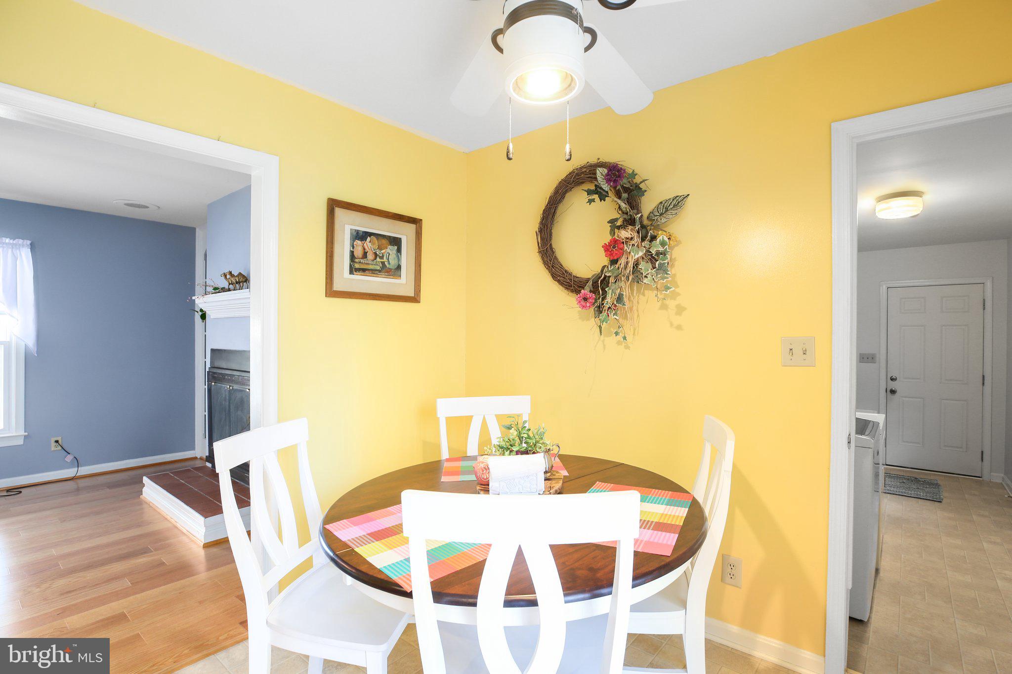2122 Sebastian Road Fredericksburg, VA 22405 - Photo 30 of 50 breakfast area!