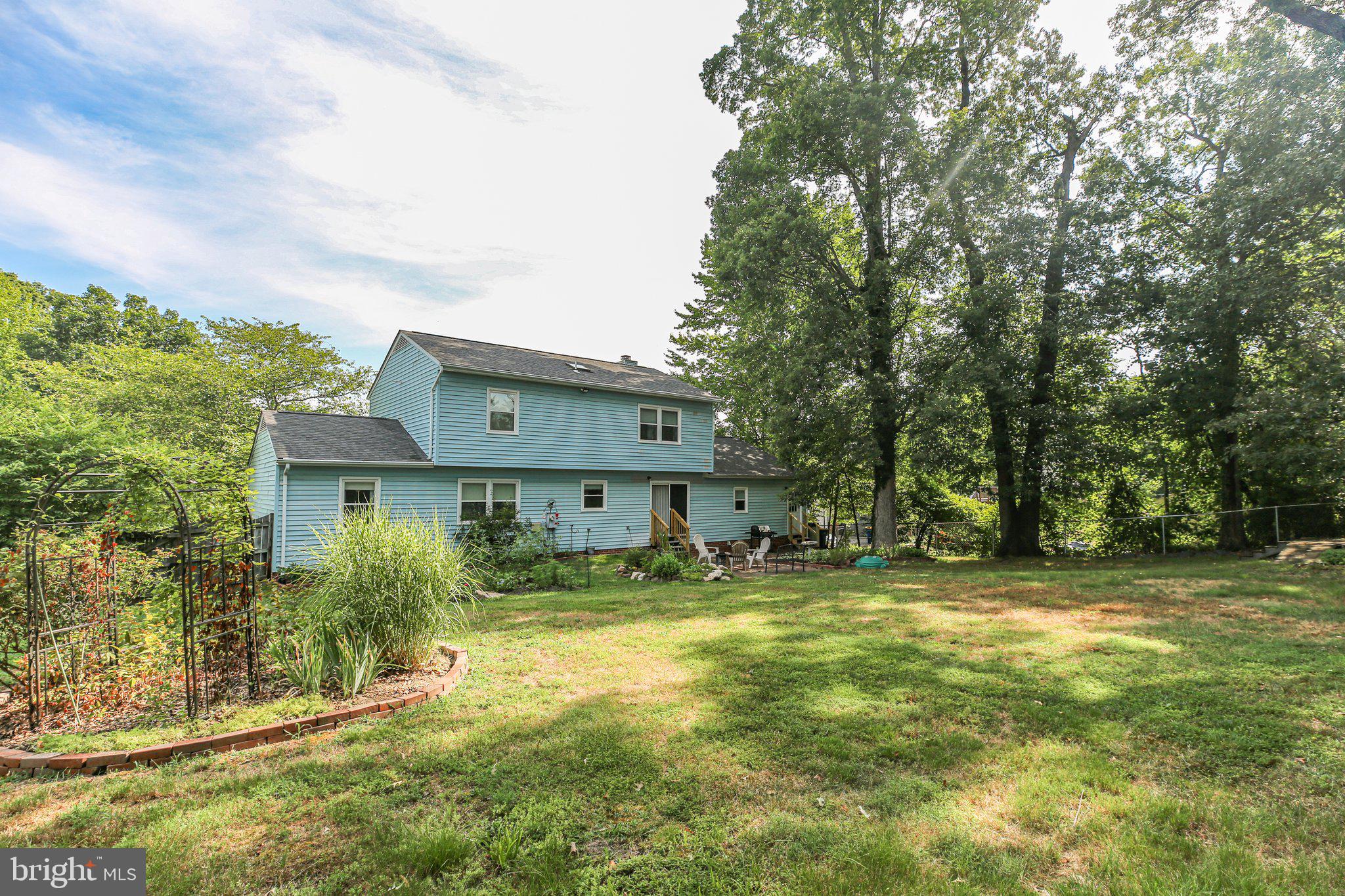 2122 Sebastian Road Fredericksburg, VA 22405 - Photo 10 of 50 Wonderful yard for entertaining groups!