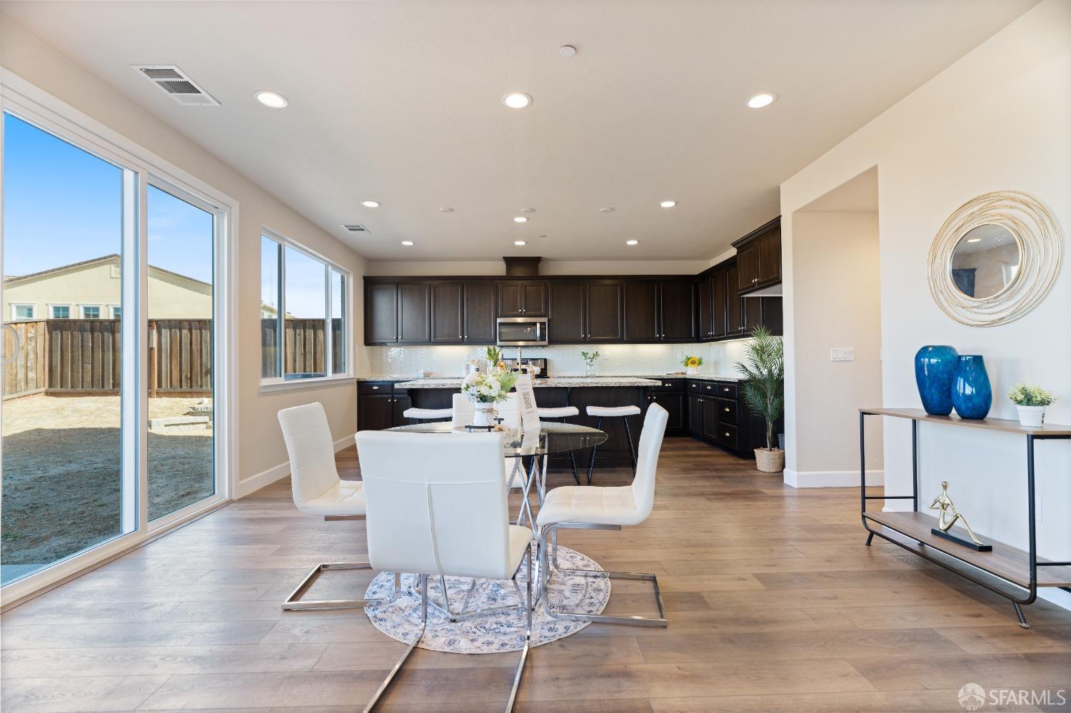 5532 Shell Rdg Way Antioch, CA 94531 - Photo 13 of 50