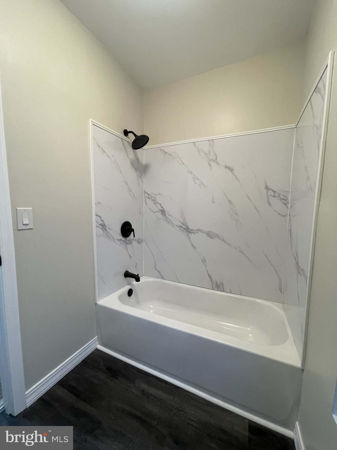 124 Pear Street Reading, PA 19601 - Photo 15 of 19 a bathroom with a bathtub