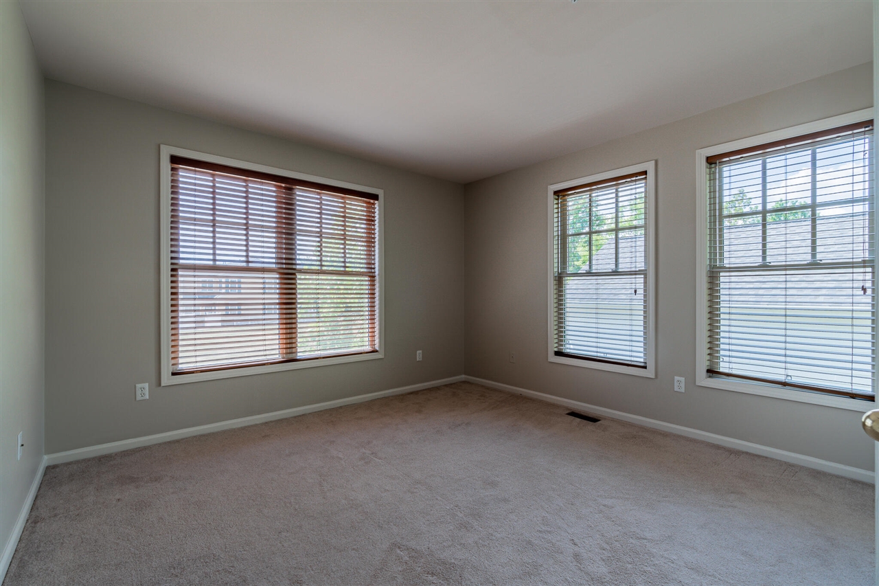 50147 Harding Street Canton, MI 48188 - Photo 14 of 24