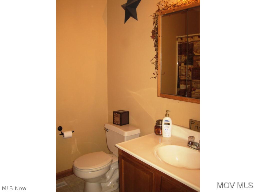 525 Rummer Road Marietta, OH 45750 - Photo 14 of 22 Main Bath