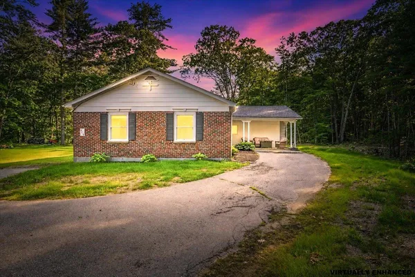 $545,000 | 319 Windham Road, Pelham, NH 03076