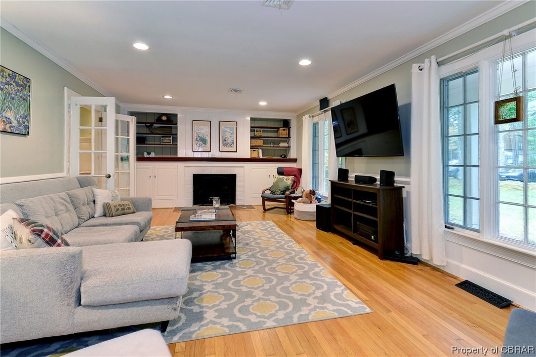 122 Selden Road Newport News, VA 23606 - Photo 4 of 38