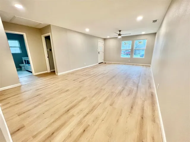 $2,500 | 2107 Hedgerow Street, Arlington, TX 76010