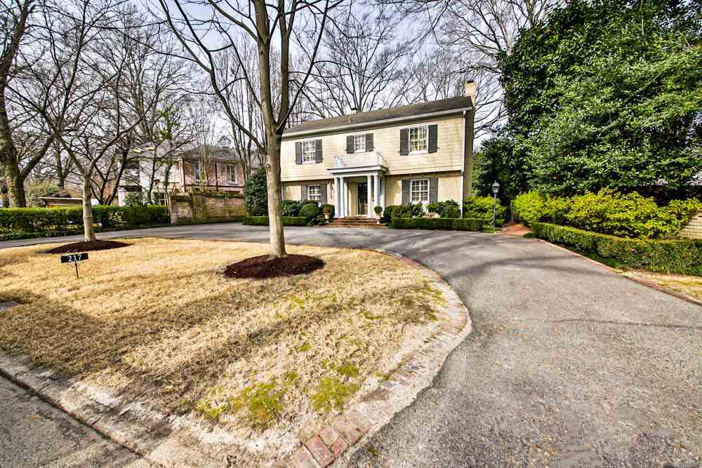 217 Lombardy Road Memphis, TN 38111 - Photo 1 of 24