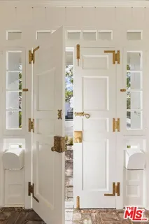 $4,500,000 | 10637 Ashton Avenue, Los Angeles, CA 90024