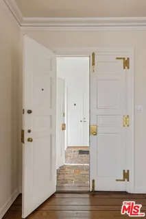 $4,500,000 | 10637 Ashton Avenue, Los Angeles, CA 90024