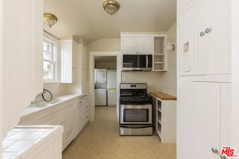 $4,500,000 | 10637 Ashton Avenue, Los Angeles, CA 90024