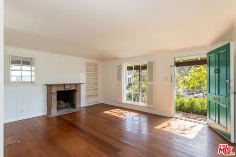 $4,500,000 | 10637 Ashton Avenue, Los Angeles, CA 90024