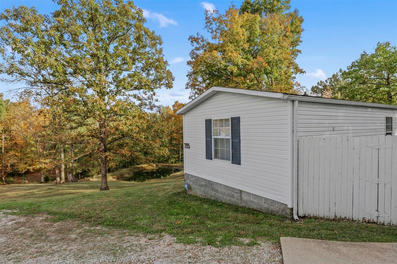 1272 Cool Springs Road Morgantown, KY 42261 - Photo 19 of 24 Gallery Image 19