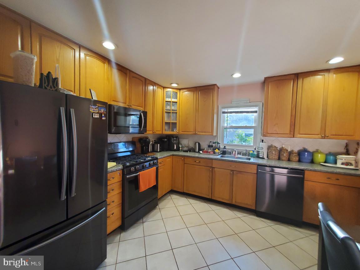429 Rennard Street Philadelphia, PA 19116 - Photo 16 of 34 Gallery Image 16