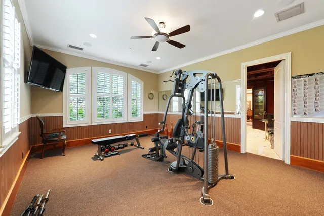 a view of entryway and hall