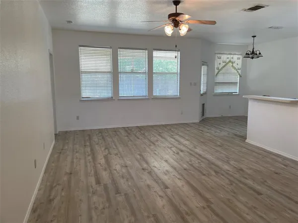 $1,975 | 3501 Cattlebaron Drive, Fort Worth, TX 76262