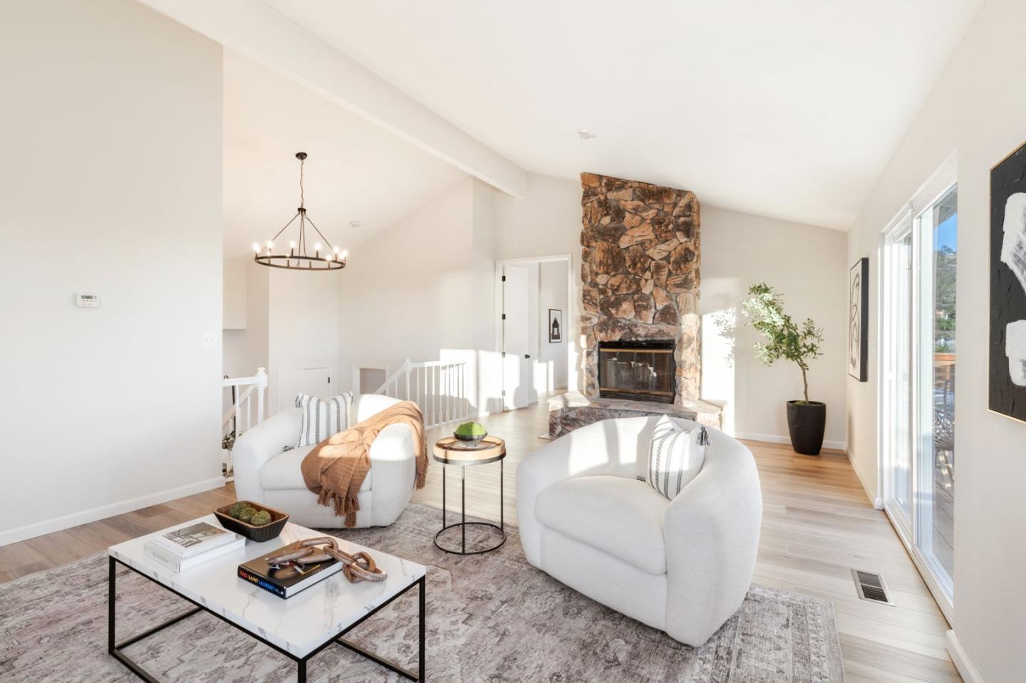 214 Clifton Road Pacifica, CA 94044 - Photo 11 of 26 Gallery Image 11