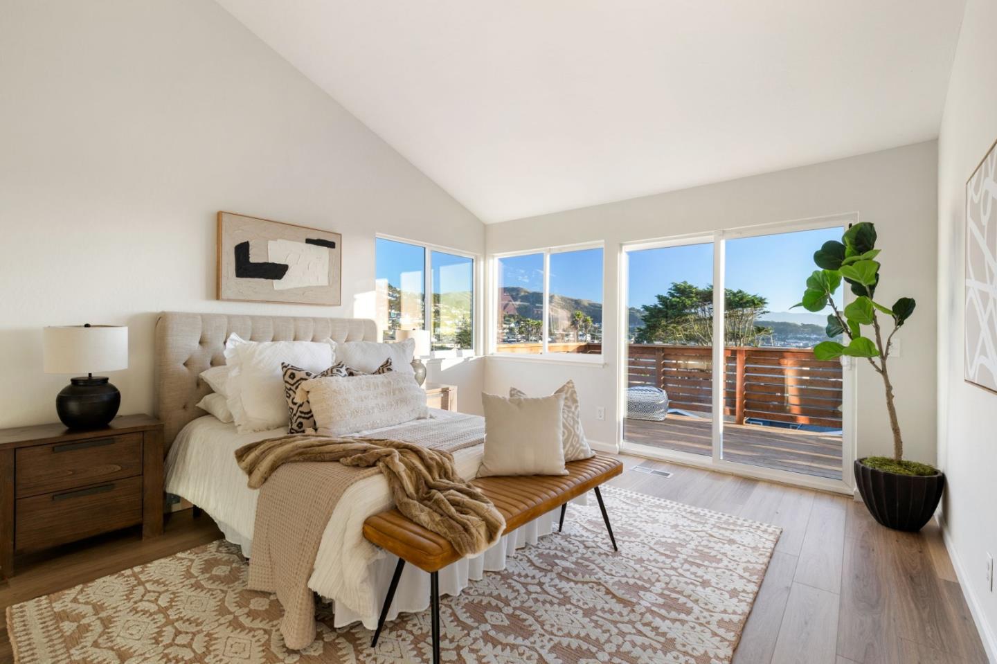 214 Clifton Road Pacifica, CA 94044 - Photo 14 of 26 Gallery Image 14