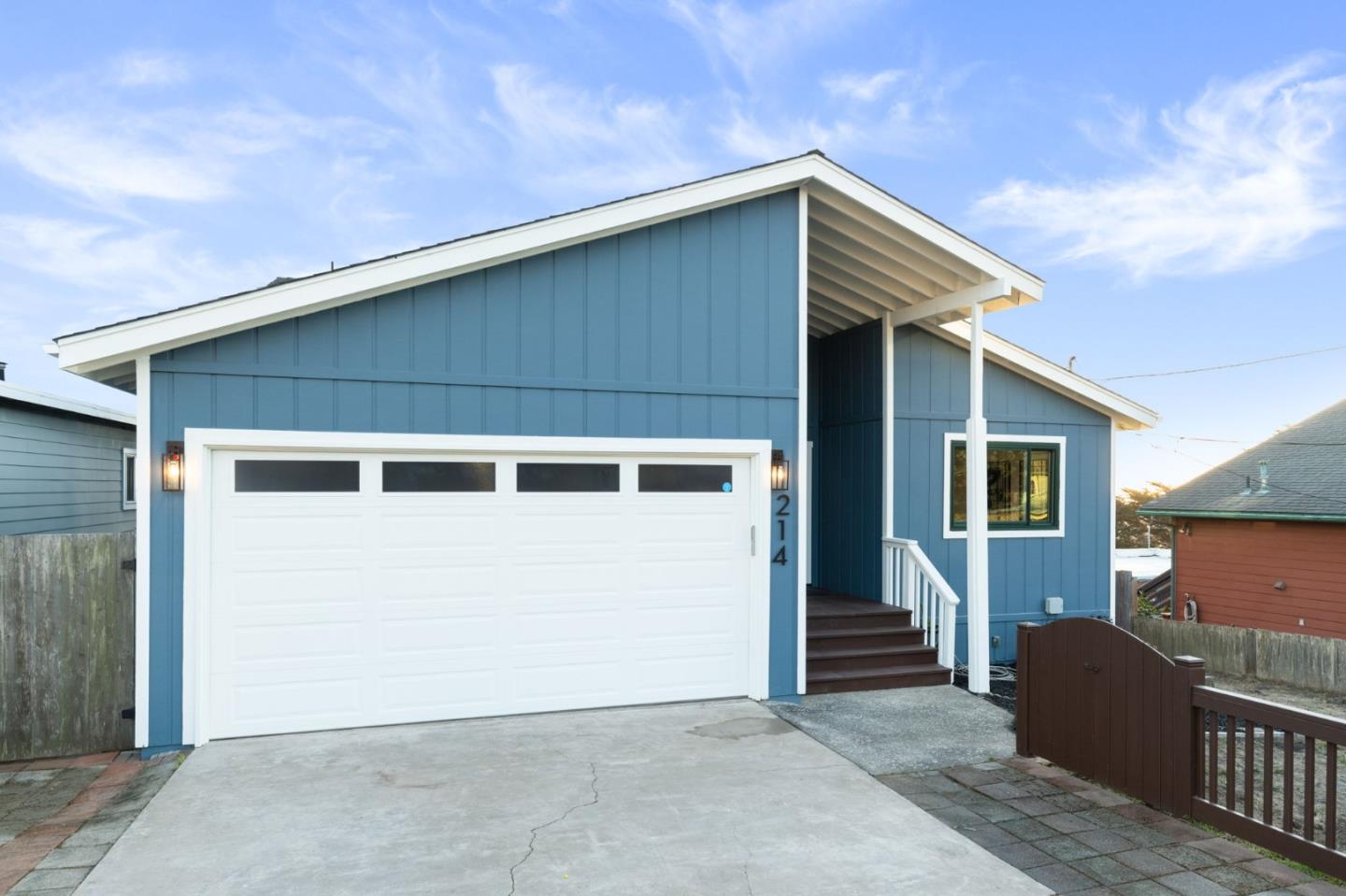 214 Clifton Road Pacifica, CA 94044 - Photo 3 of 26 Gallery Image 3